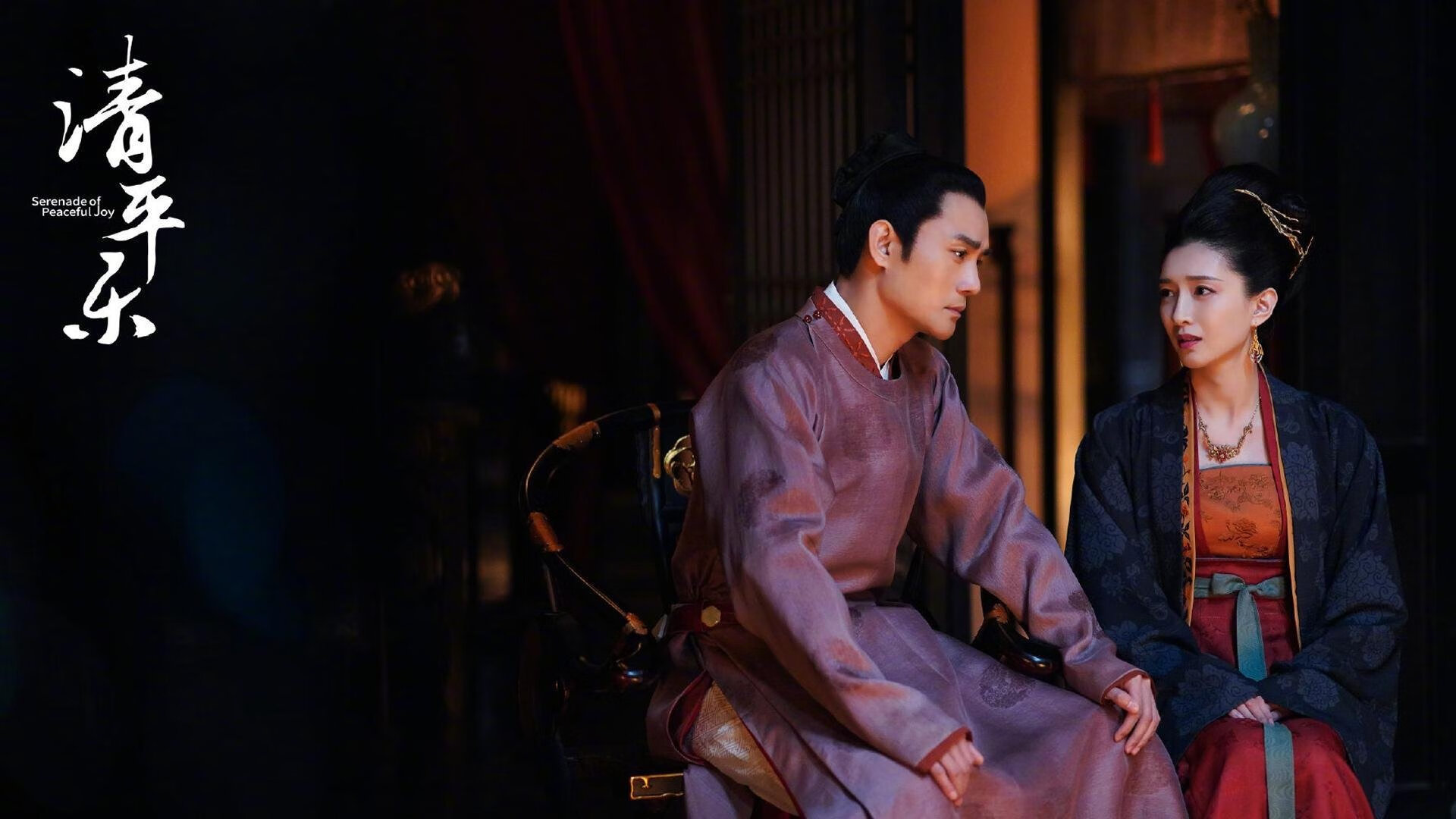 观众现场体验加入沉浸式AI讲解服务，沉浸式体验演出