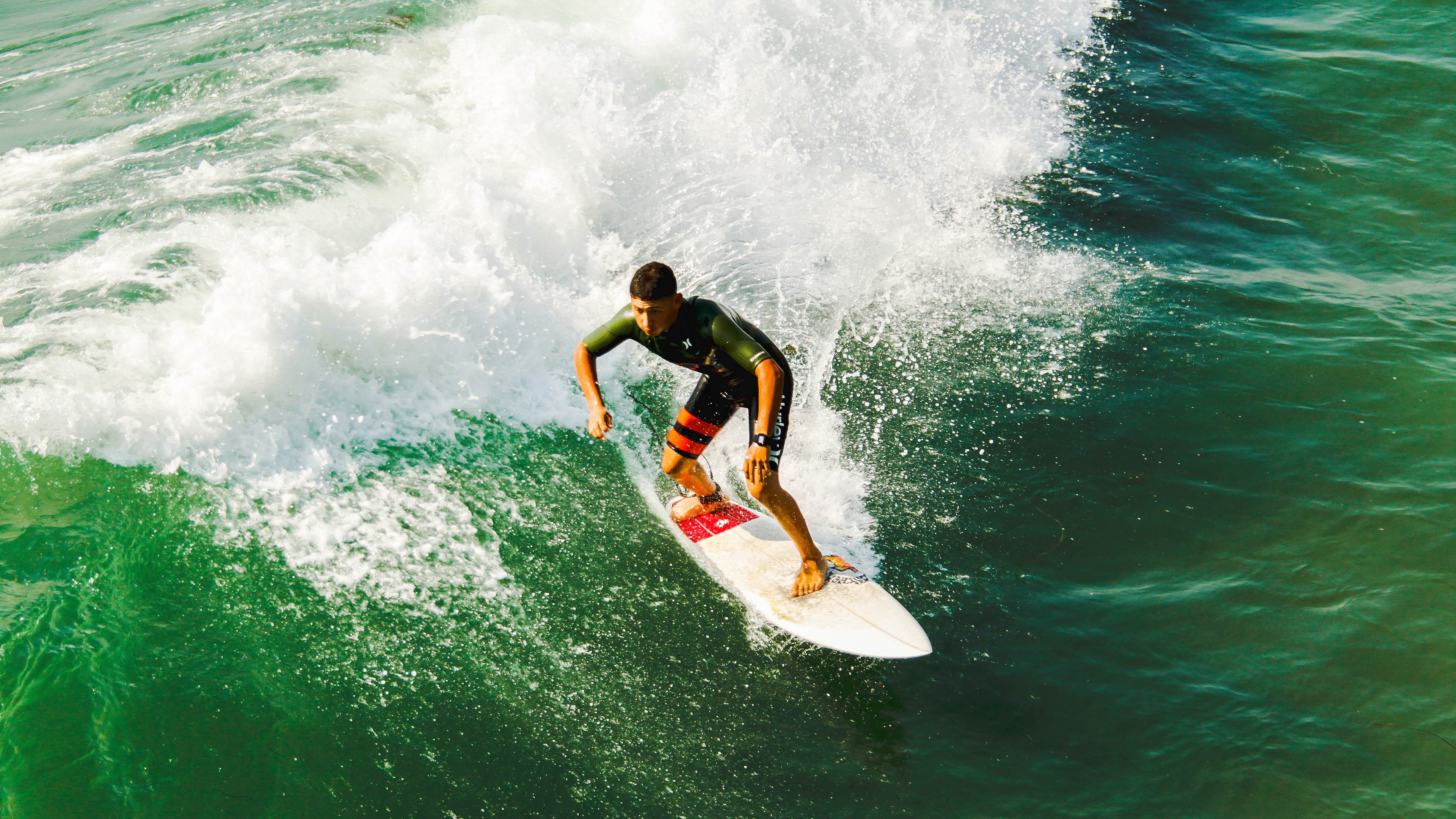 全国高山越野赛选手挑战极限天气，2021崀山越野赛